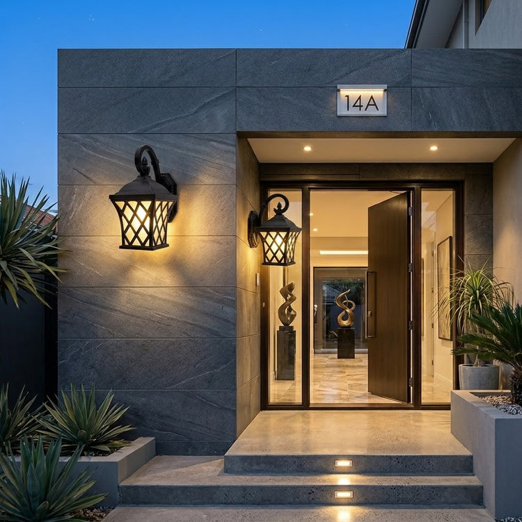 Classic Black Diamond Lattice Wall Lantern